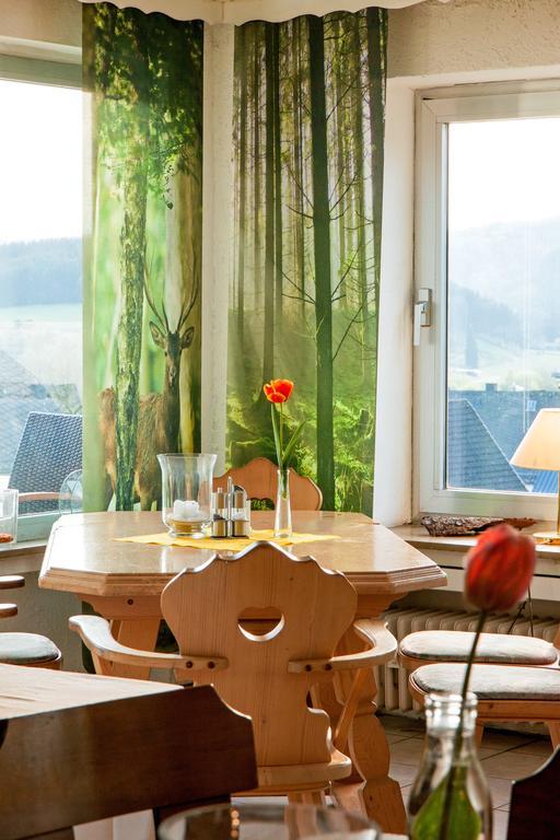 Hotel Restaurant Lindenhof Bad Laasphe Dış mekan fotoğraf