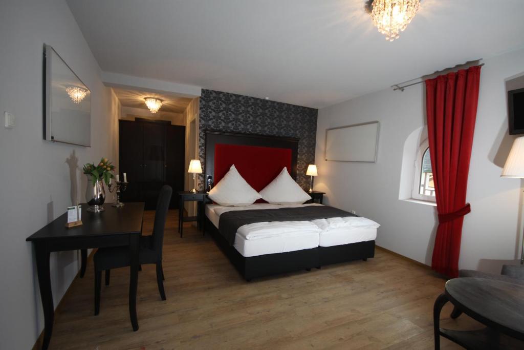 Hotel Restaurant Lindenhof Bad Laasphe Dış mekan fotoğraf