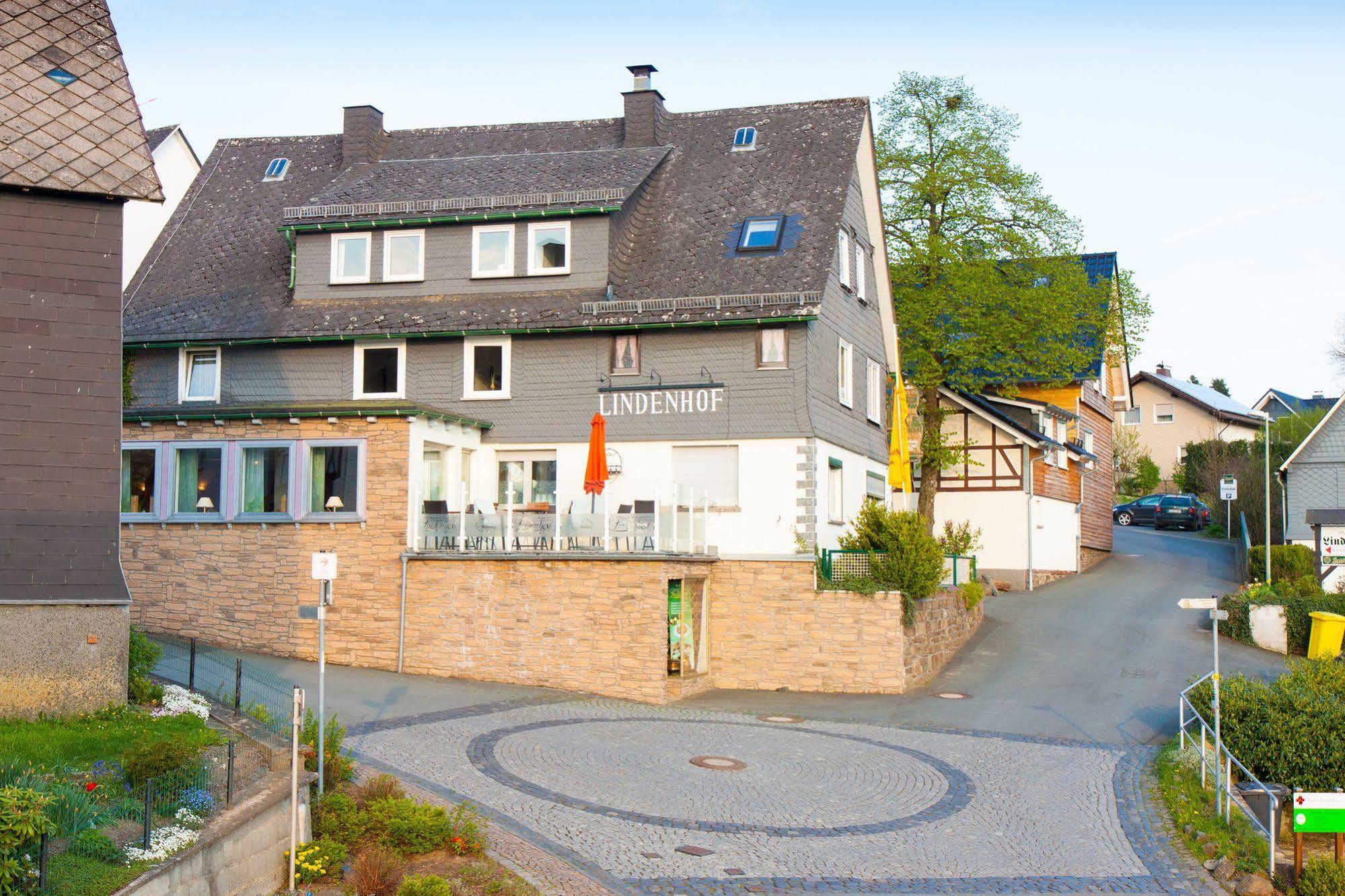 Hotel Restaurant Lindenhof Bad Laasphe Dış mekan fotoğraf