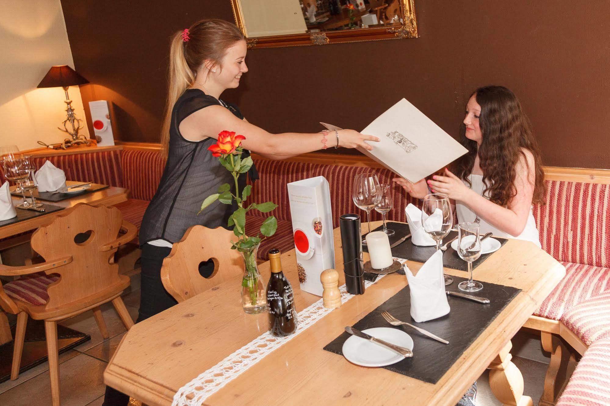 Hotel Restaurant Lindenhof Bad Laasphe Dış mekan fotoğraf